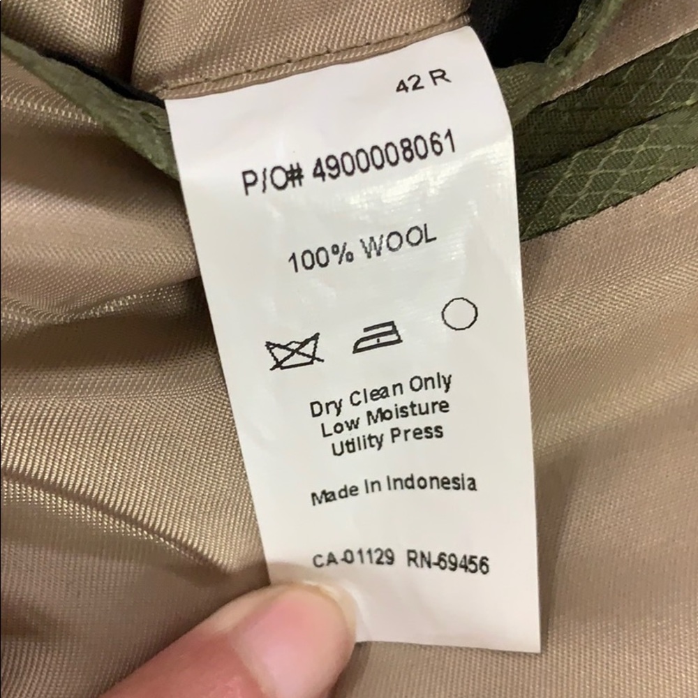 suit - Picture 5 of 5